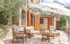 Beautiful Home In Pieve A Elici -Lu- With Kitchen